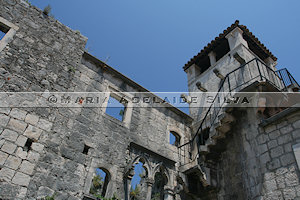 Korčula - ruínas e torre da casa de Marco Polo - ruins and tower of Marco Polo's house