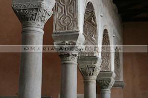 Poreč · colunas · columns